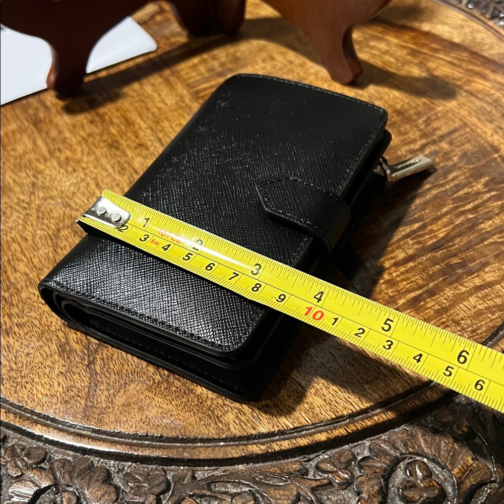 Kate Spade Black Zip Wallet Saffiano Leather - Picture 12 of 13